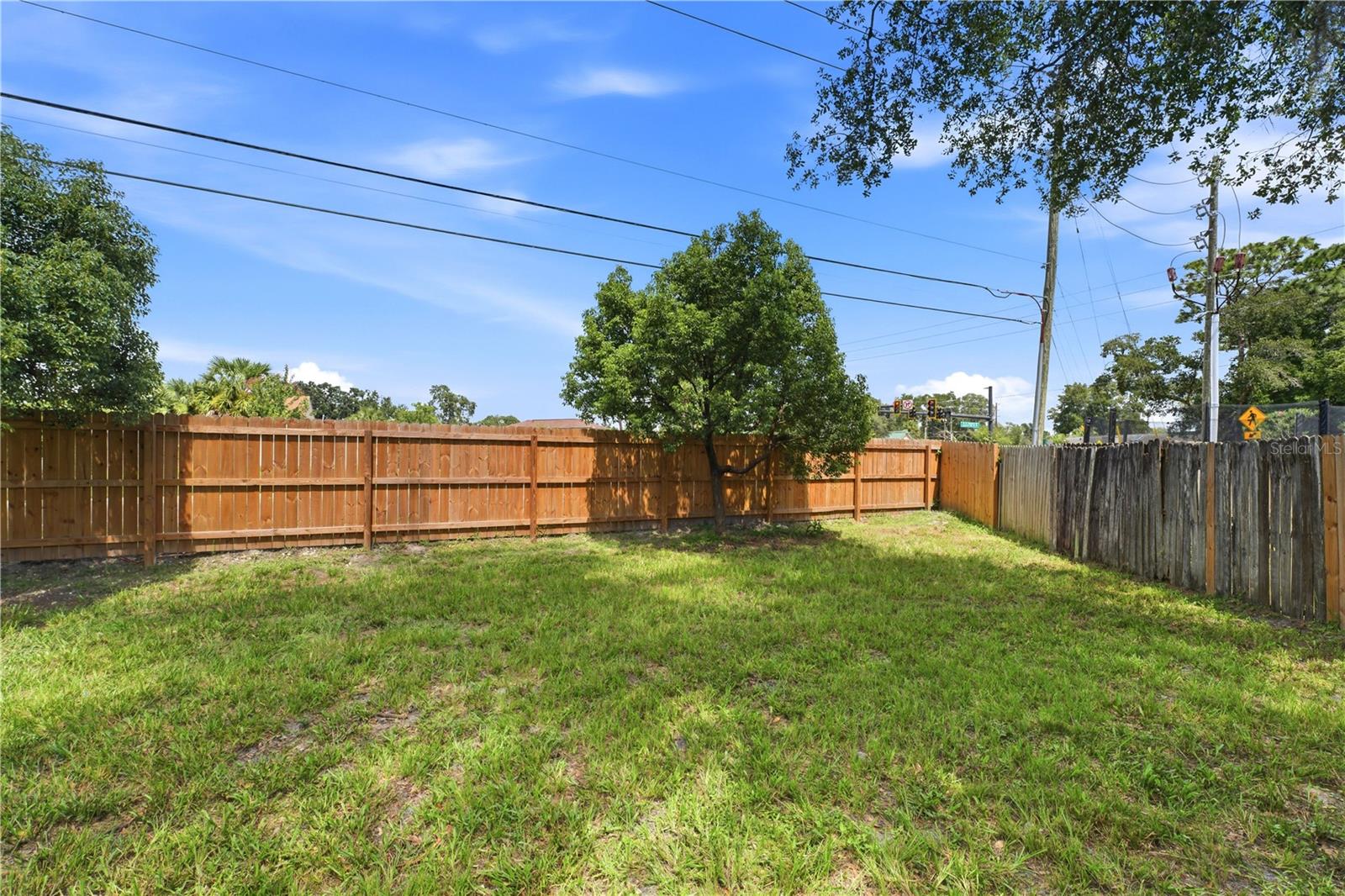 1050 Huntington Ct Property Photo 32