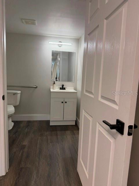 379 E Broadway St #2012 Property Photo 5