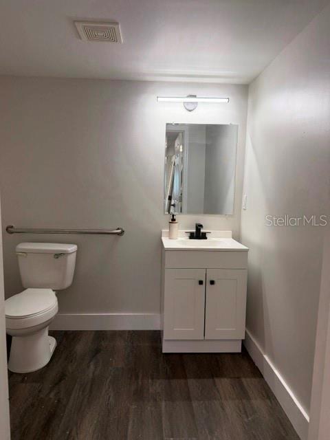 379 E Broadway St #2012 Property Photo 6