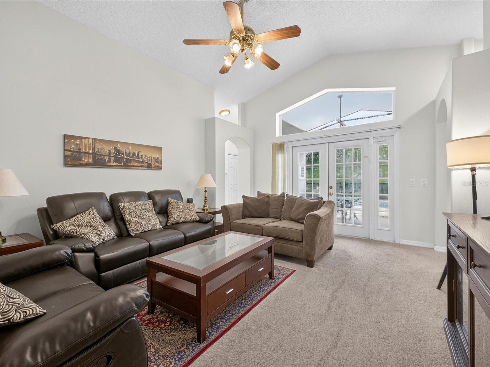 8014 Spring Creek Dr Property Photo 8