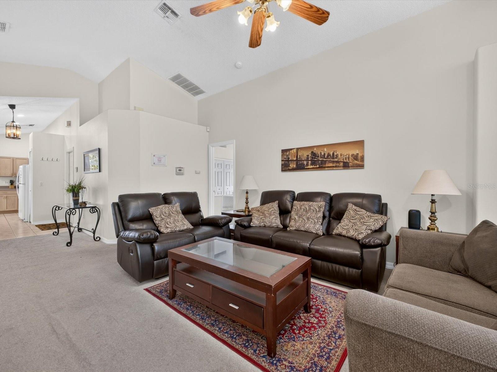 8014 Spring Creek Dr Property Photo 9