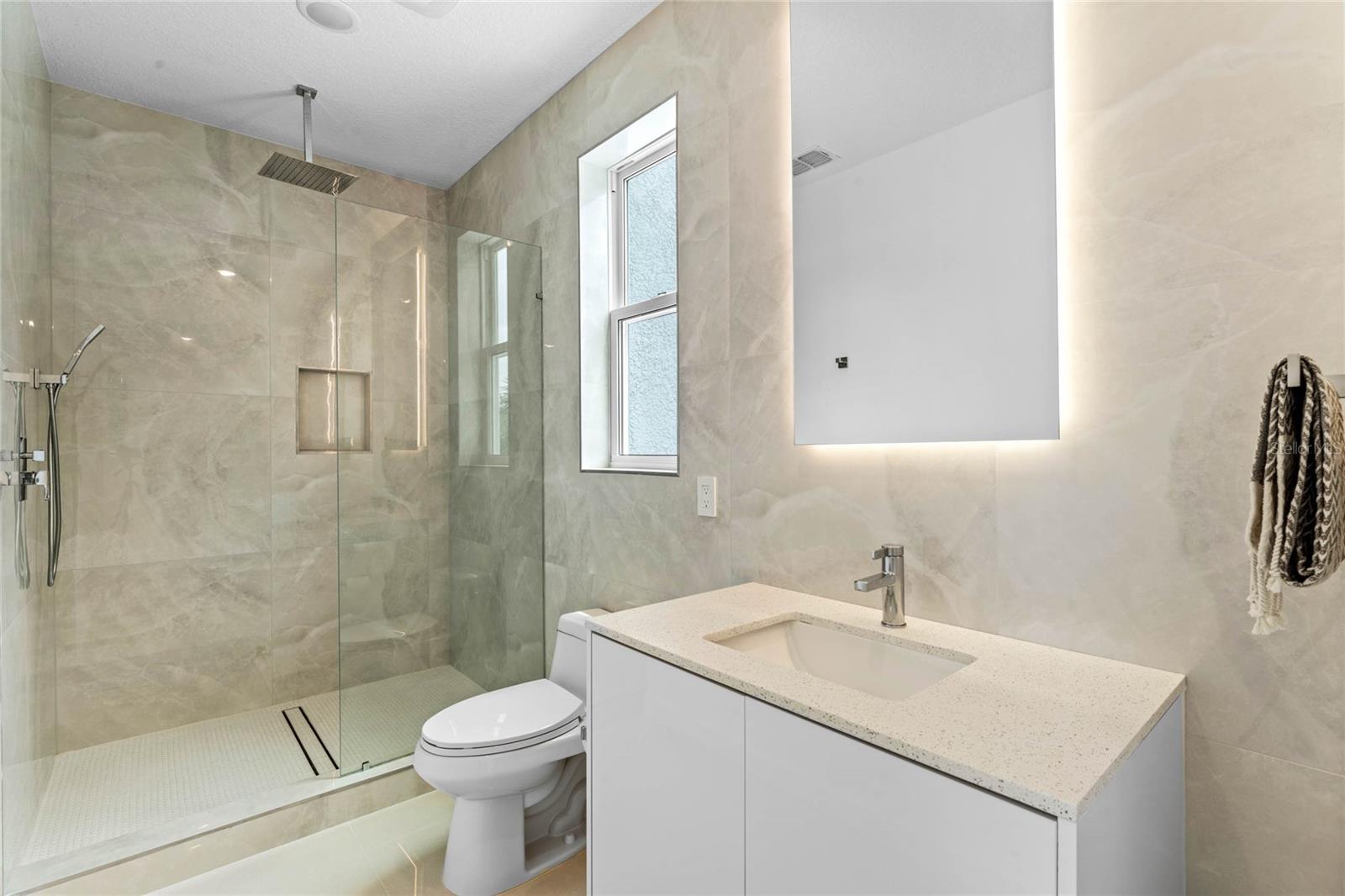 1320 Orchid Ave Property Photo 14