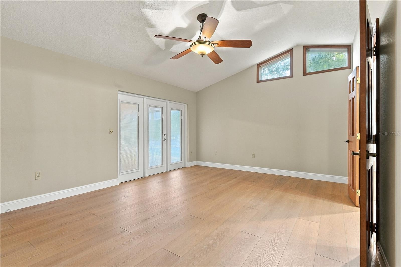 4425 Winderwood Cir Property Photo 15