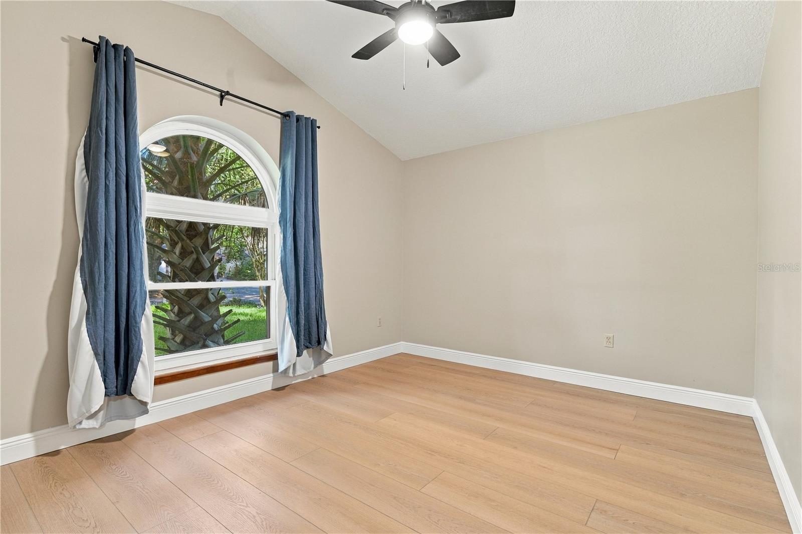 4425 Winderwood Cir Property Photo 16