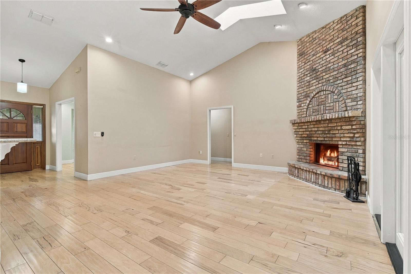 4425 Winderwood Cir Property Photo 24
