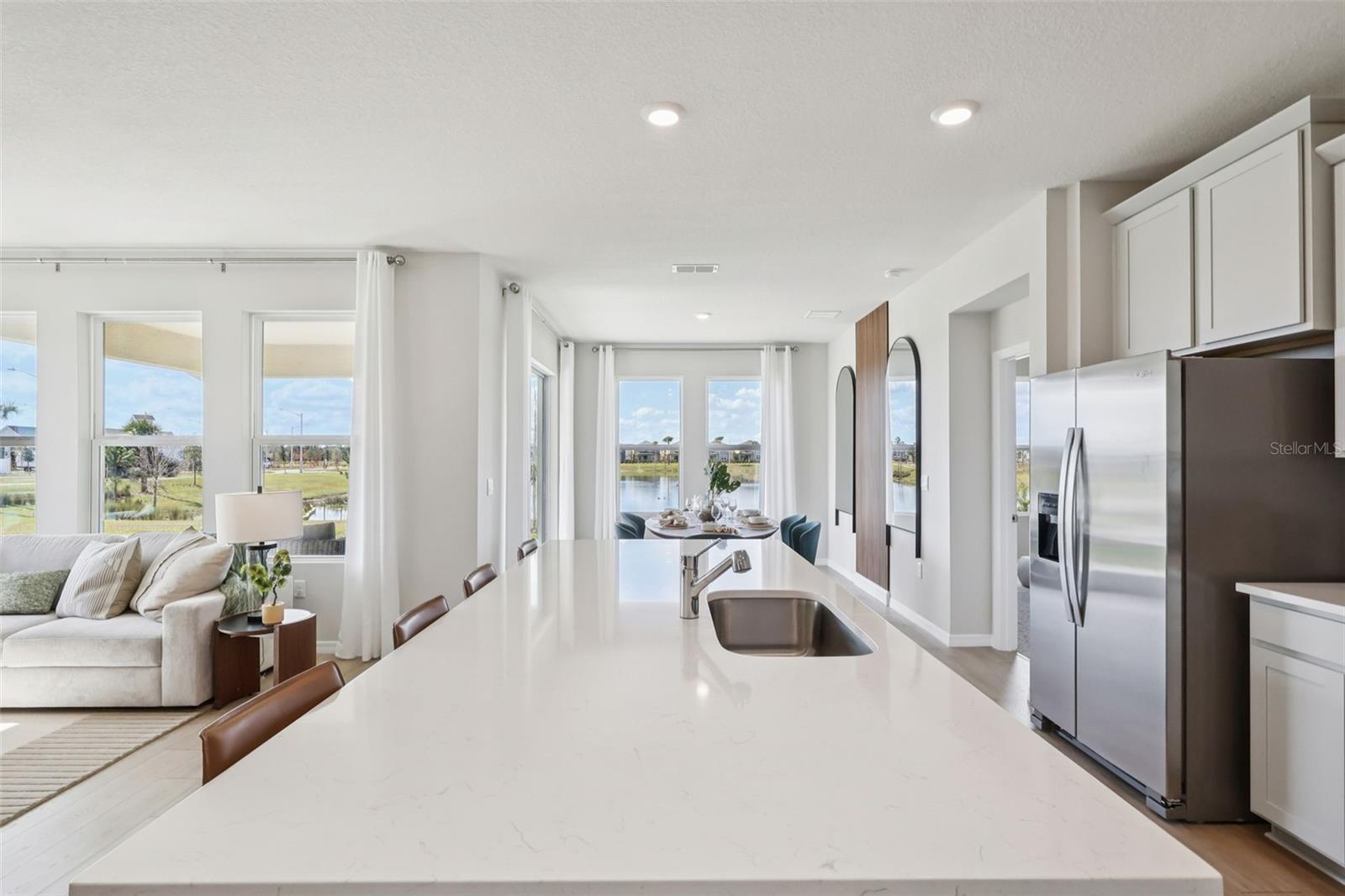 8595 Hempstead Way Property Photo 13