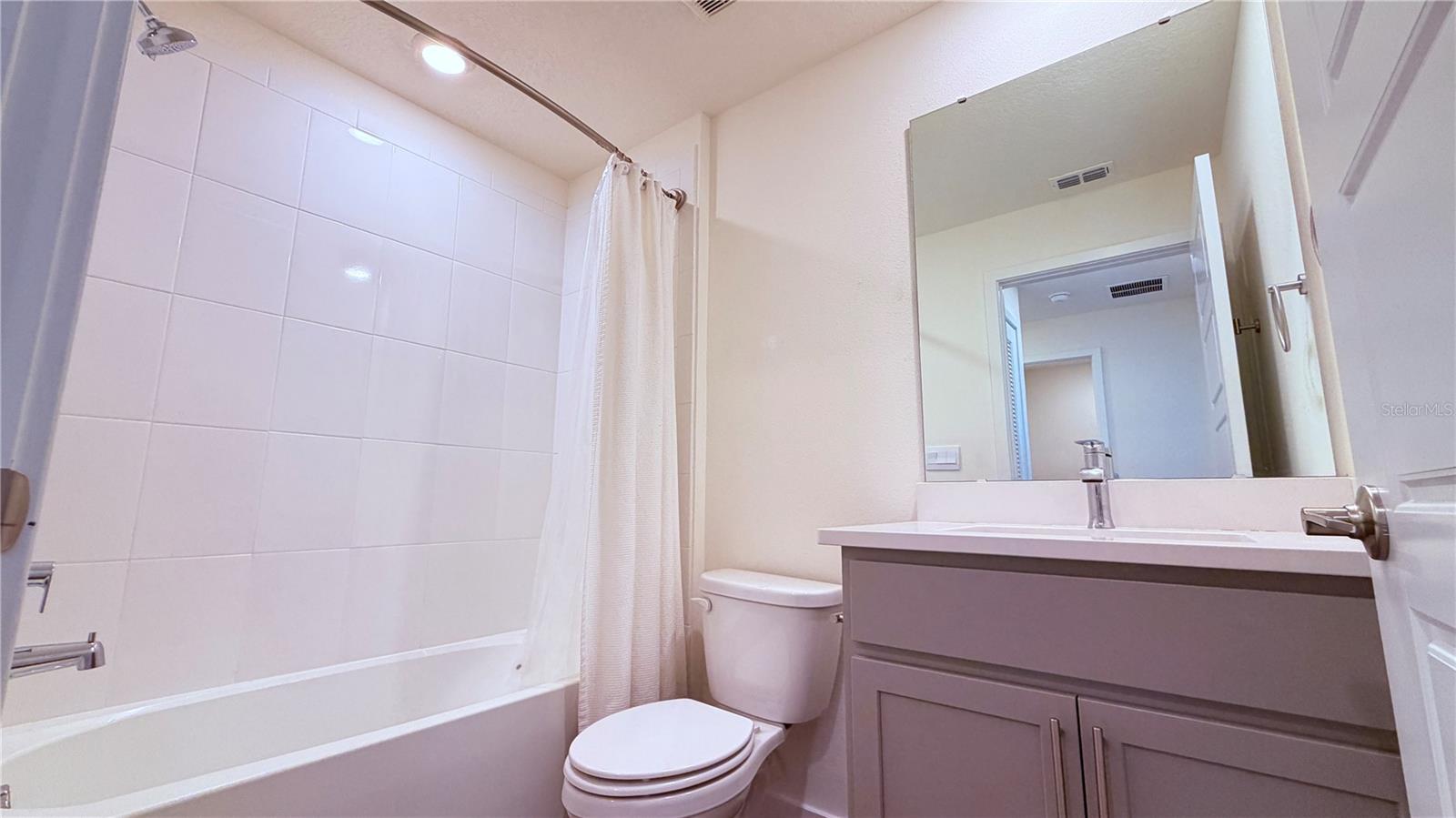 77 Myrtle St Property Photo 31