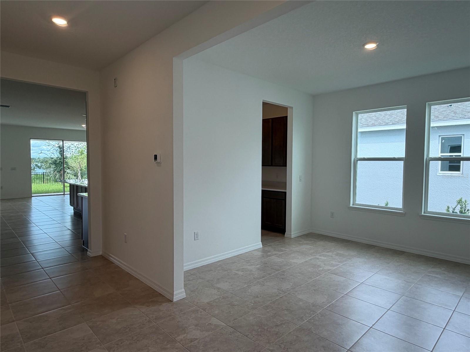 19350 Lochside Ln Property Photo 3