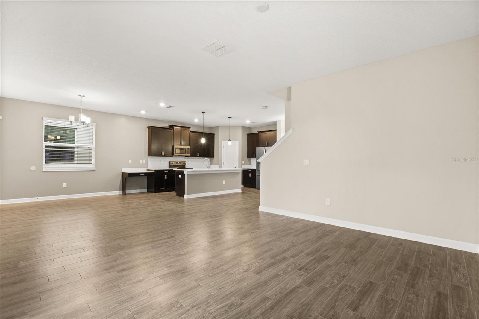 7608 Summerlake Groves St Property Photo 11