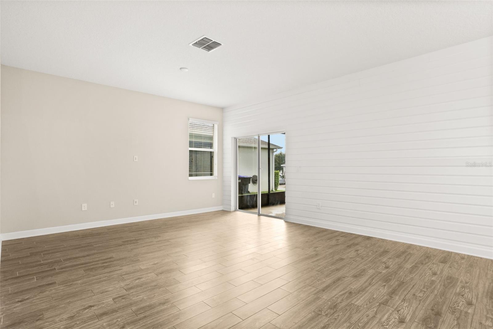 7608 Summerlake Groves St Property Photo 12