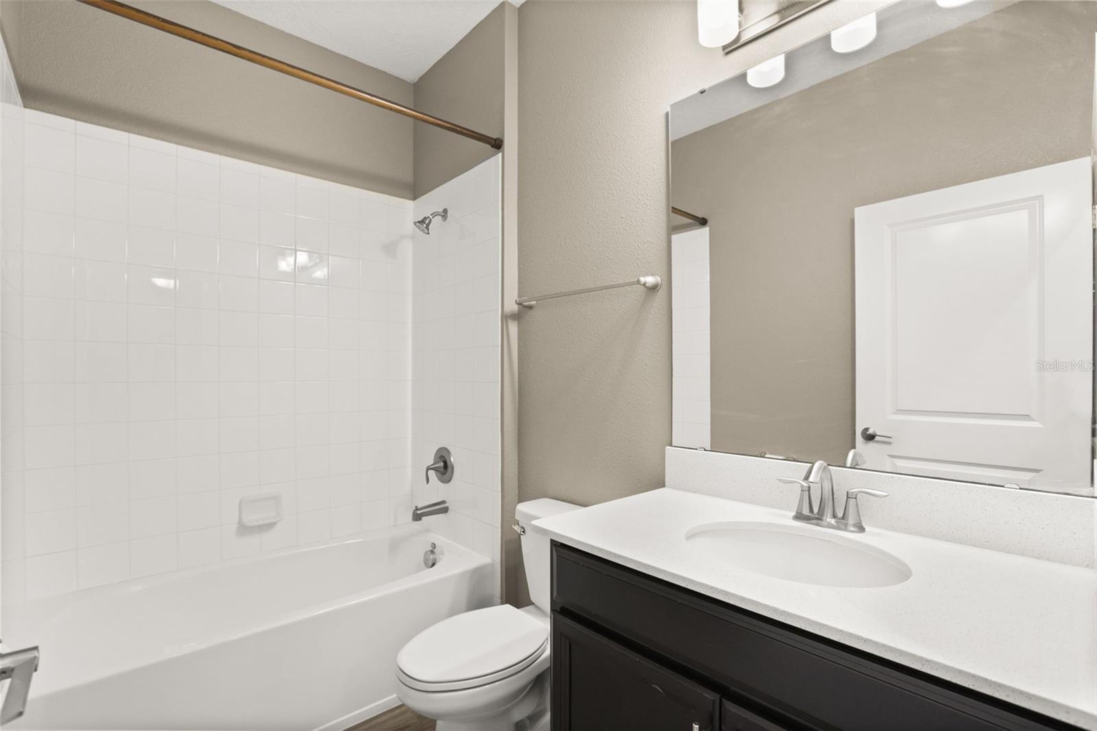 7608 Summerlake Groves St Property Photo 26