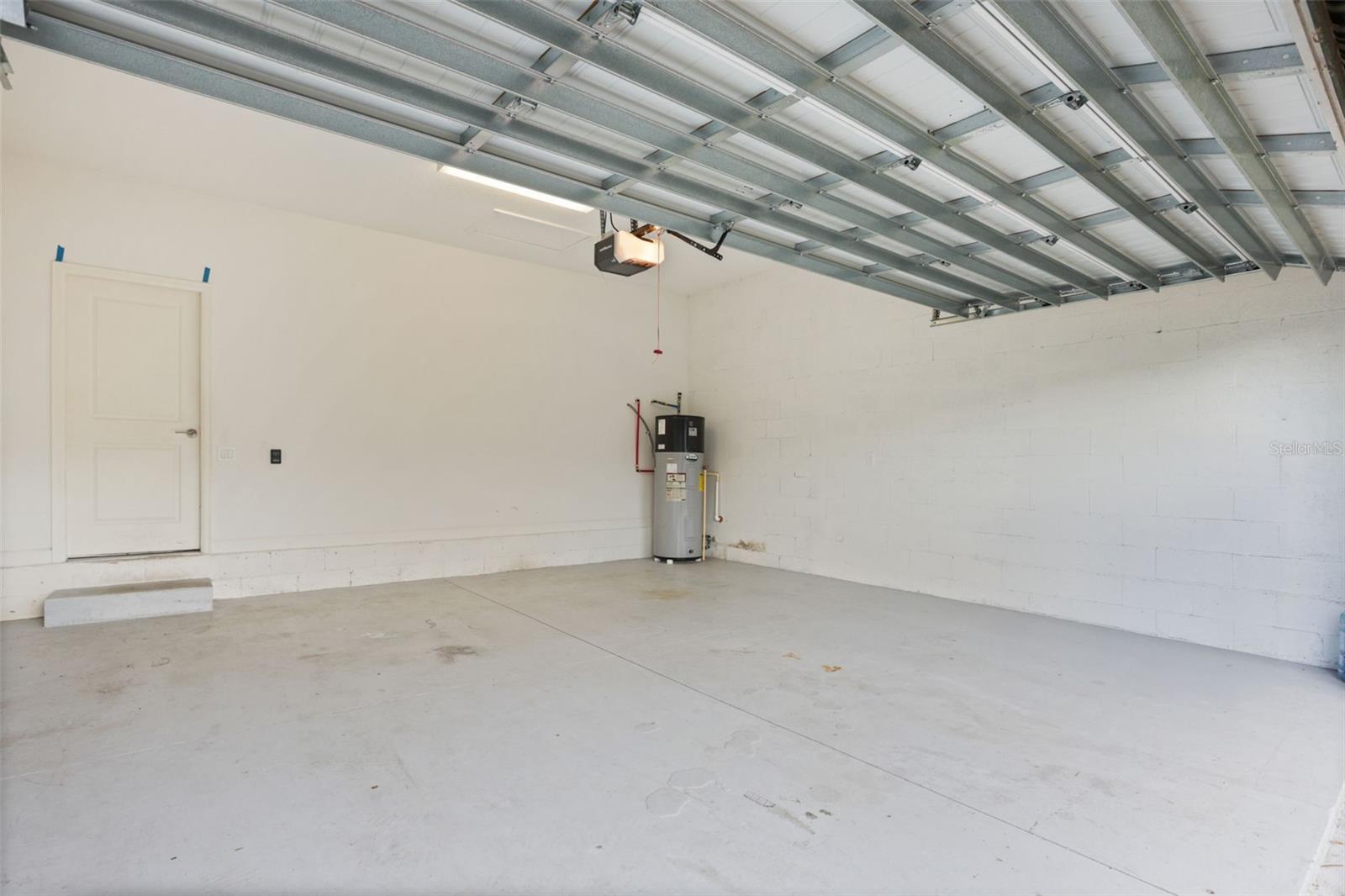 7608 Summerlake Groves St Property Photo 35
