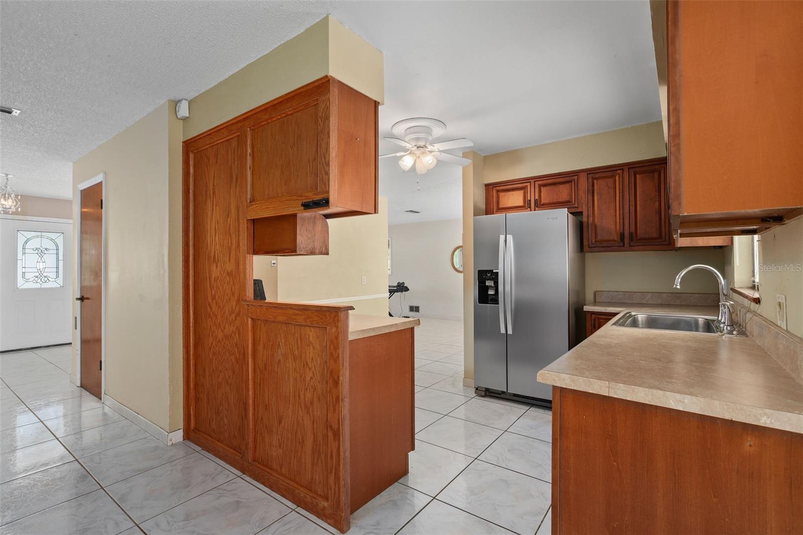 101 Suffolk Ct Property Photo 12