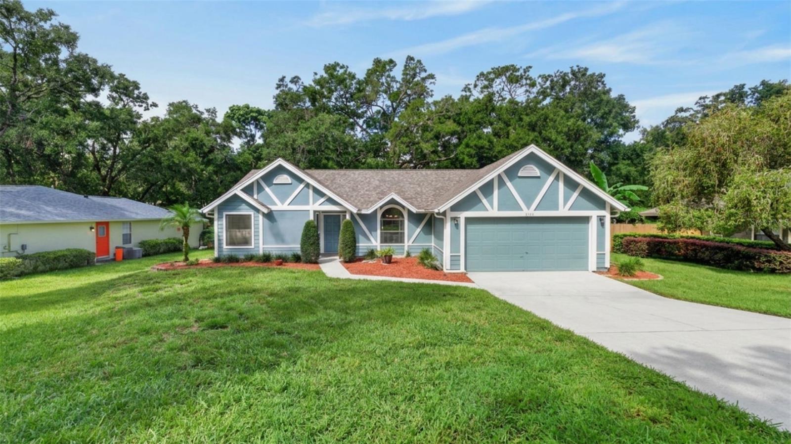 2144 Majestic Woods Blvd Property Photo 44