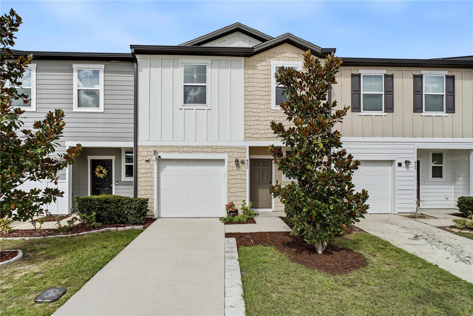 461 Madison Dr Property Photo 1