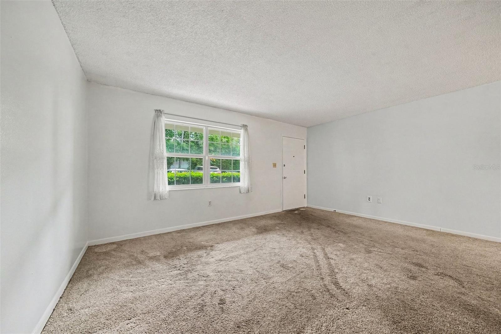 2500 Lee Rd #143 Property Photo 5