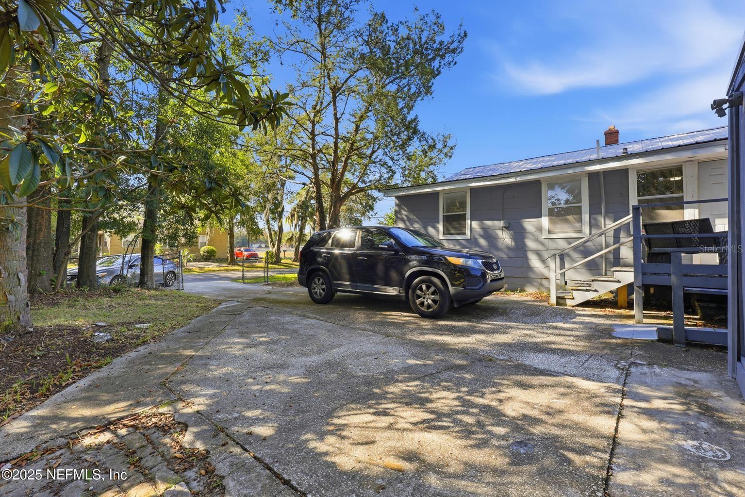 1305 Melson Ave Property Photo 22