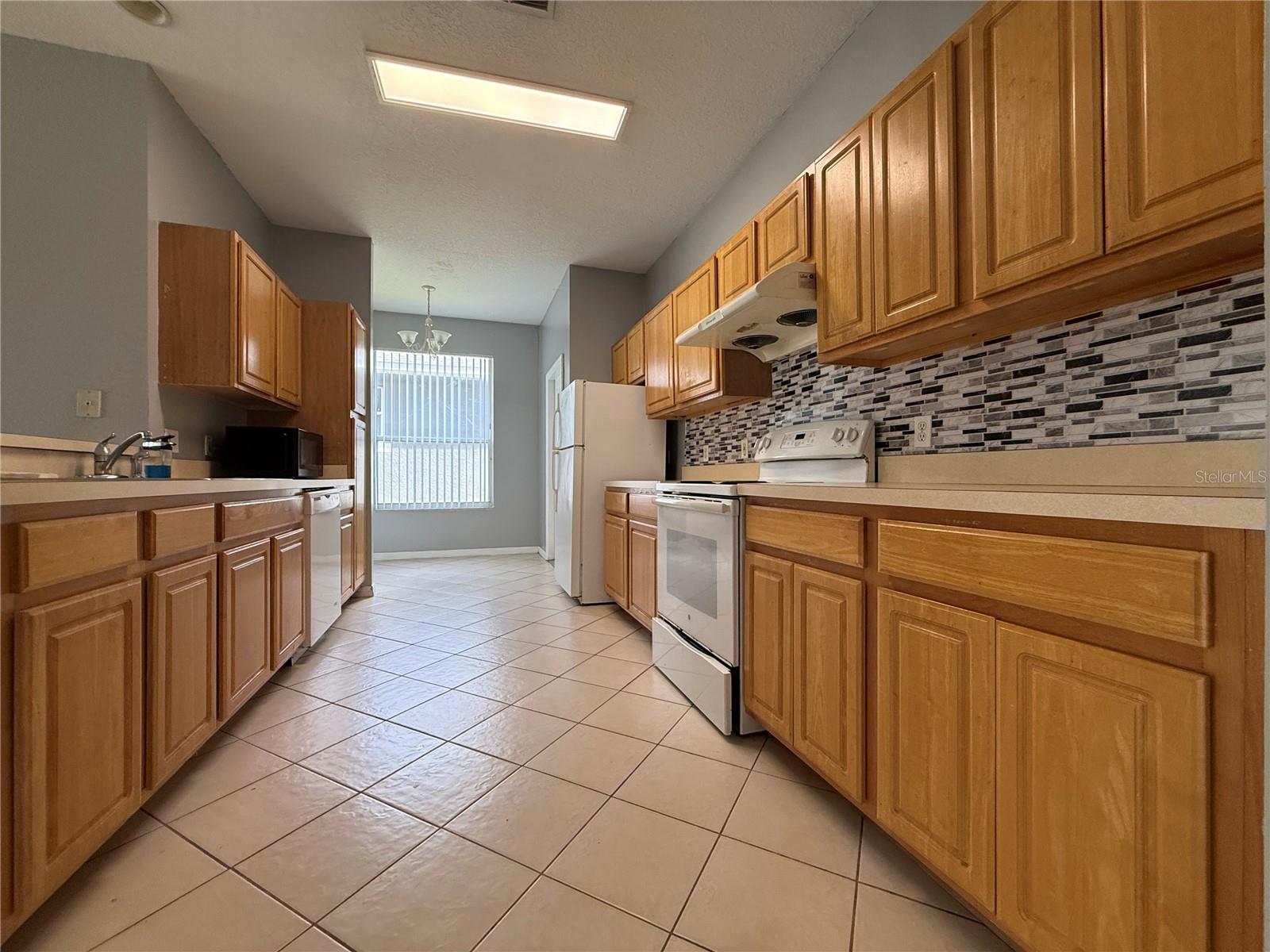158 Magic Landings Blvd Property Photo 7