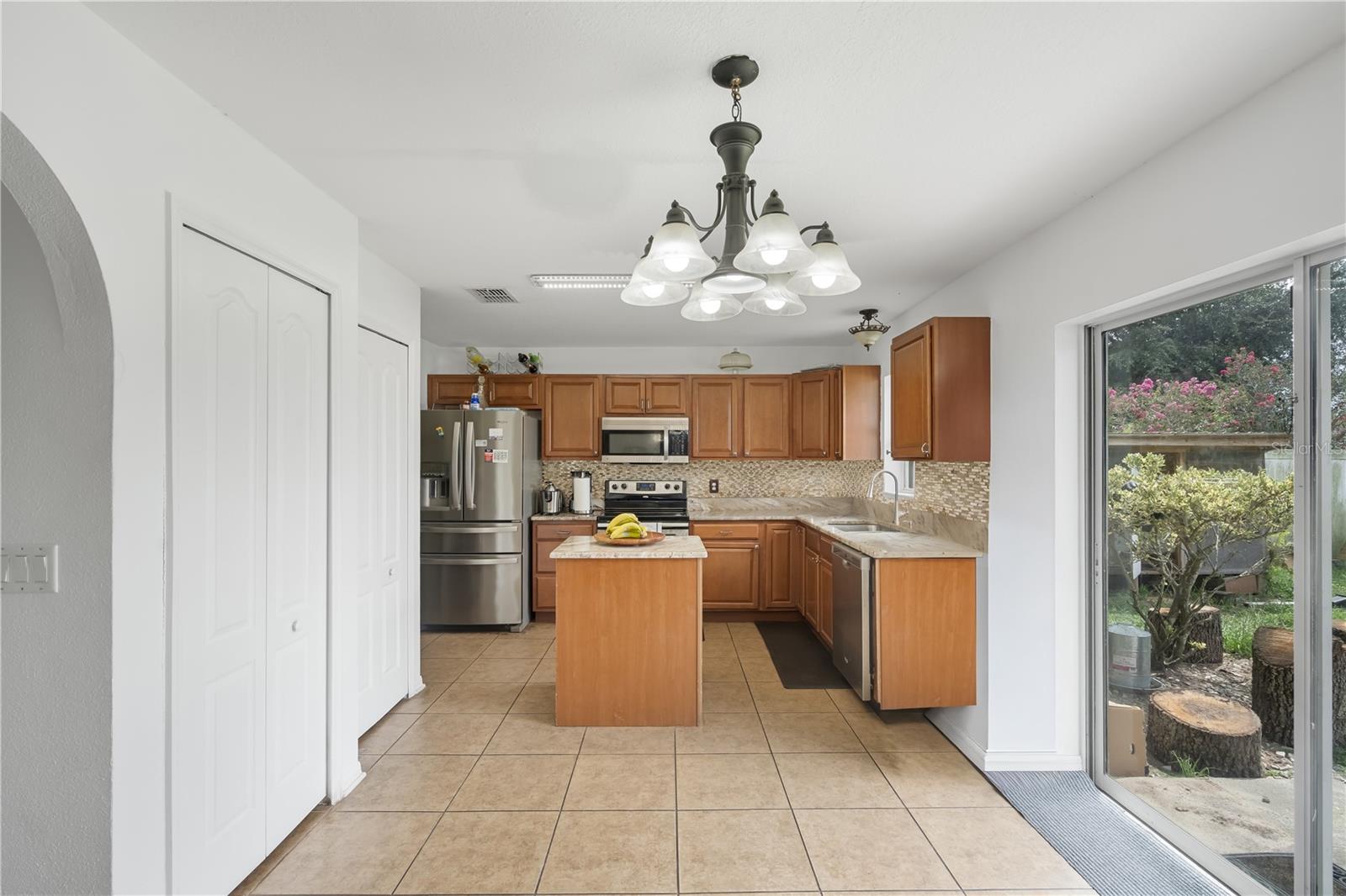 2240 Paria Ln Property Photo 5