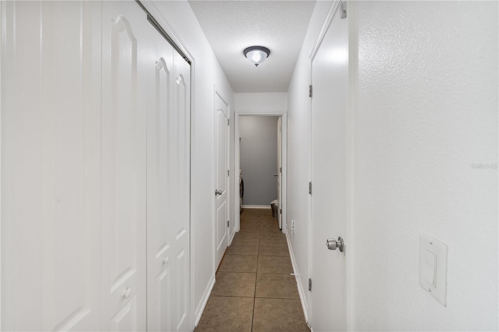 2240 Paria Ln Property Photo 10