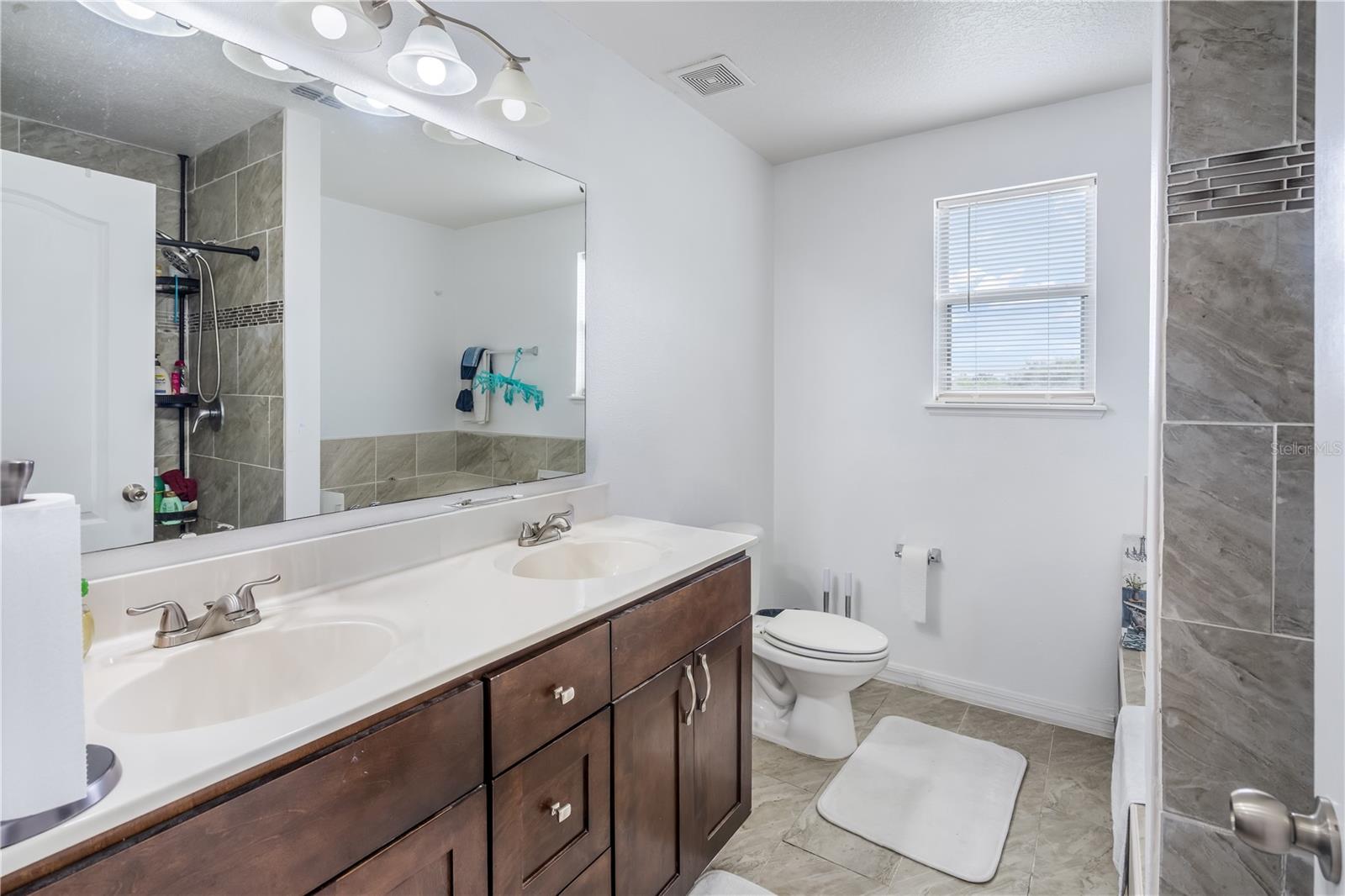 2240 Paria Ln Property Photo 20