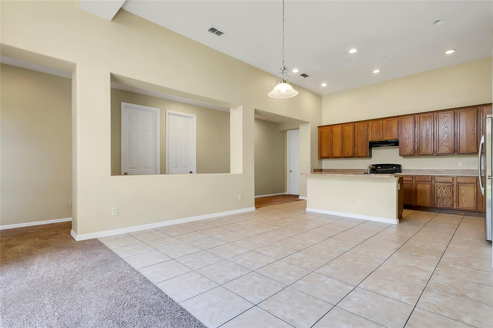 10102 Caroline Park Dr Property Photo 4