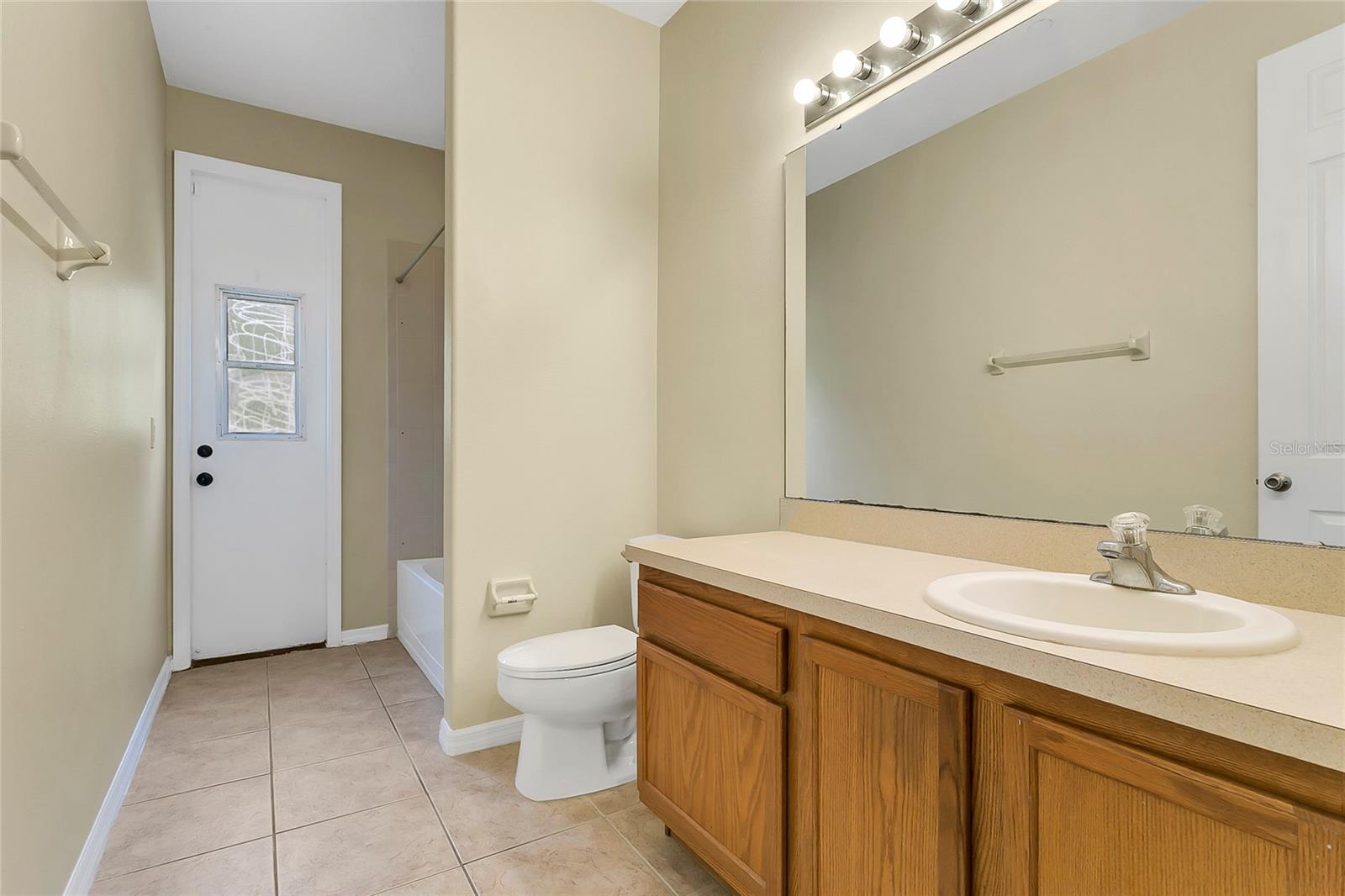 10102 Caroline Park Dr Property Photo 10