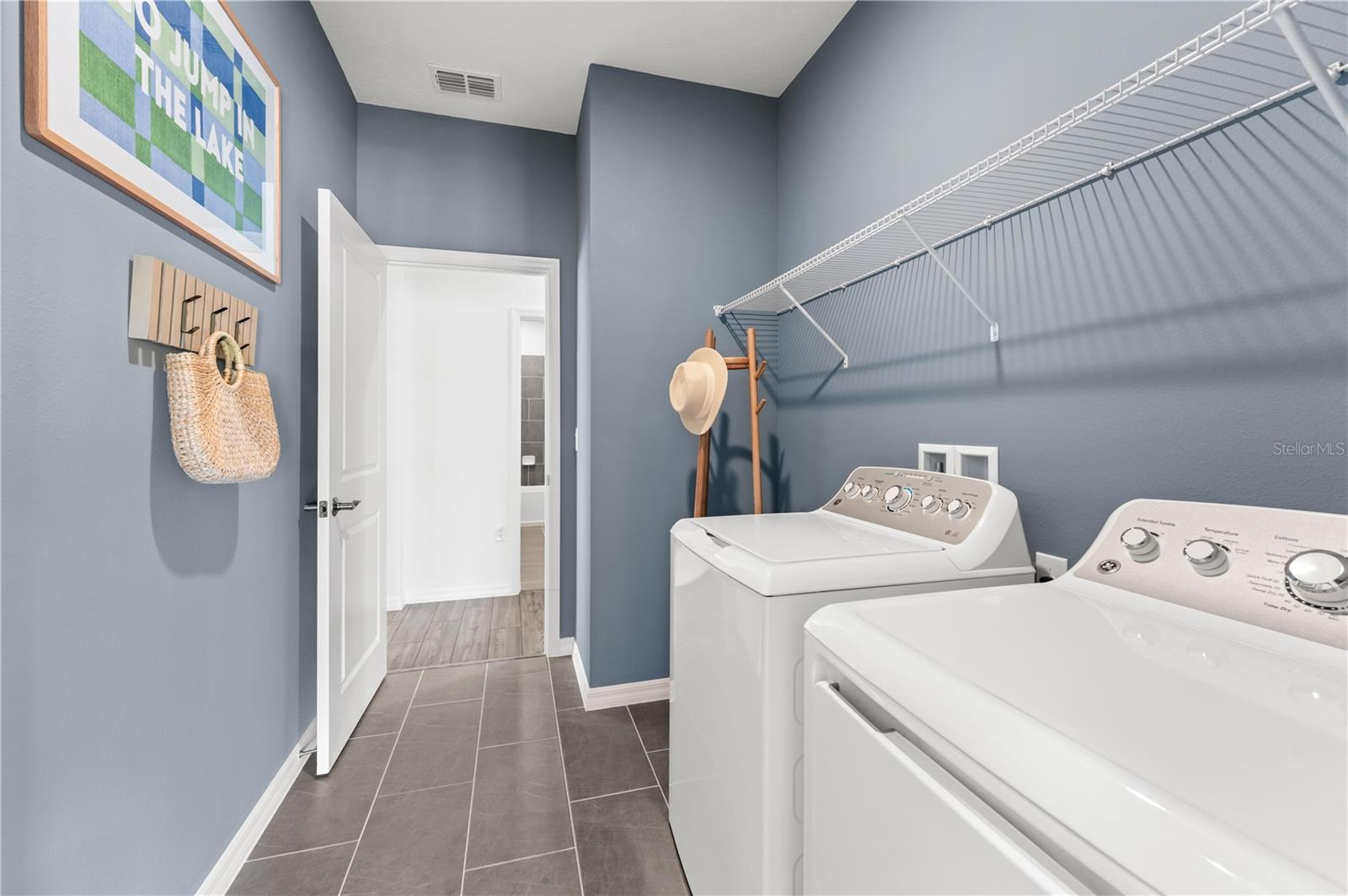 3660 Triple Crown Loop Property Photo 29