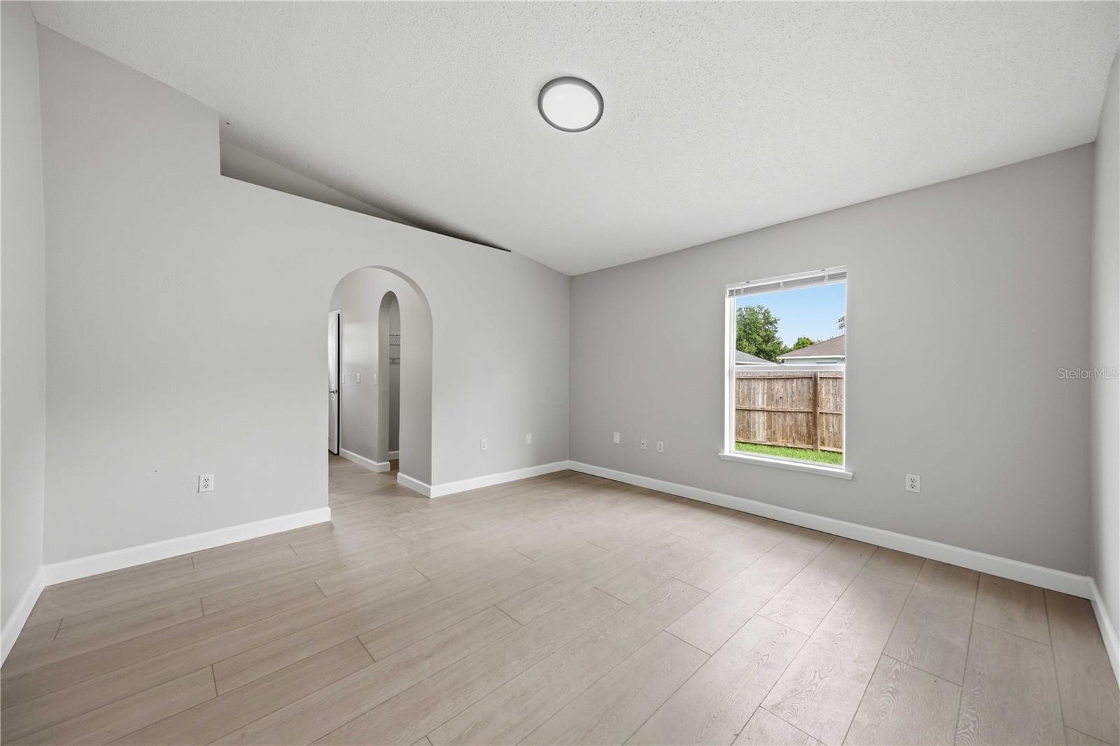 3947 Warbler Dr Property Photo 13