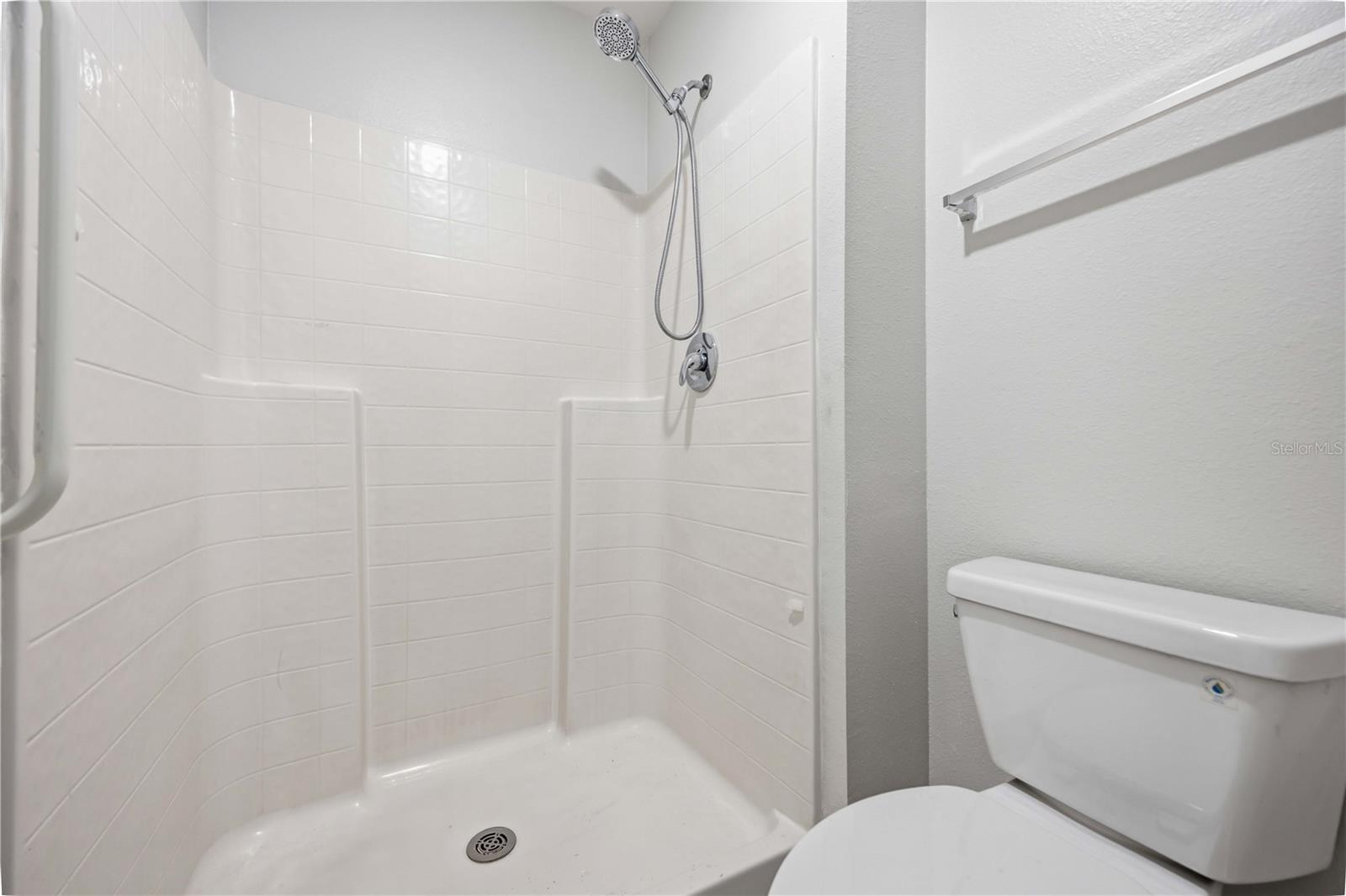 3947 Warbler Dr Property Photo 17