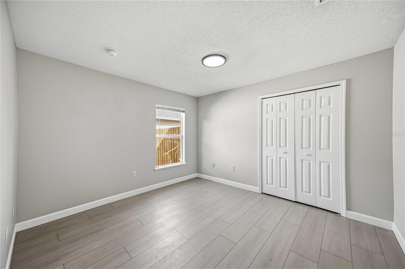3947 Warbler Dr Property Photo 20