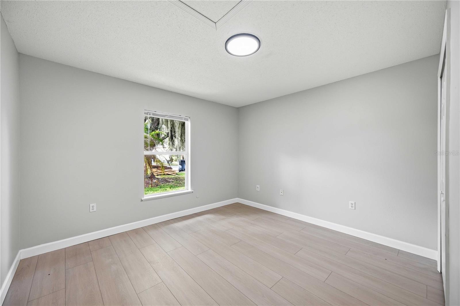 3947 Warbler Dr Property Photo 23