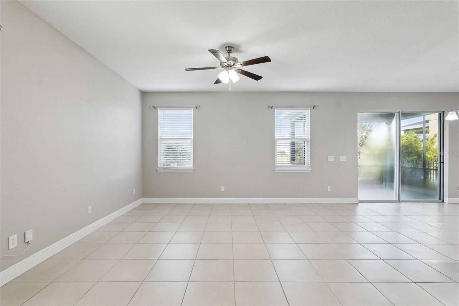 3719 Crawley Down Loop Property Photo 7