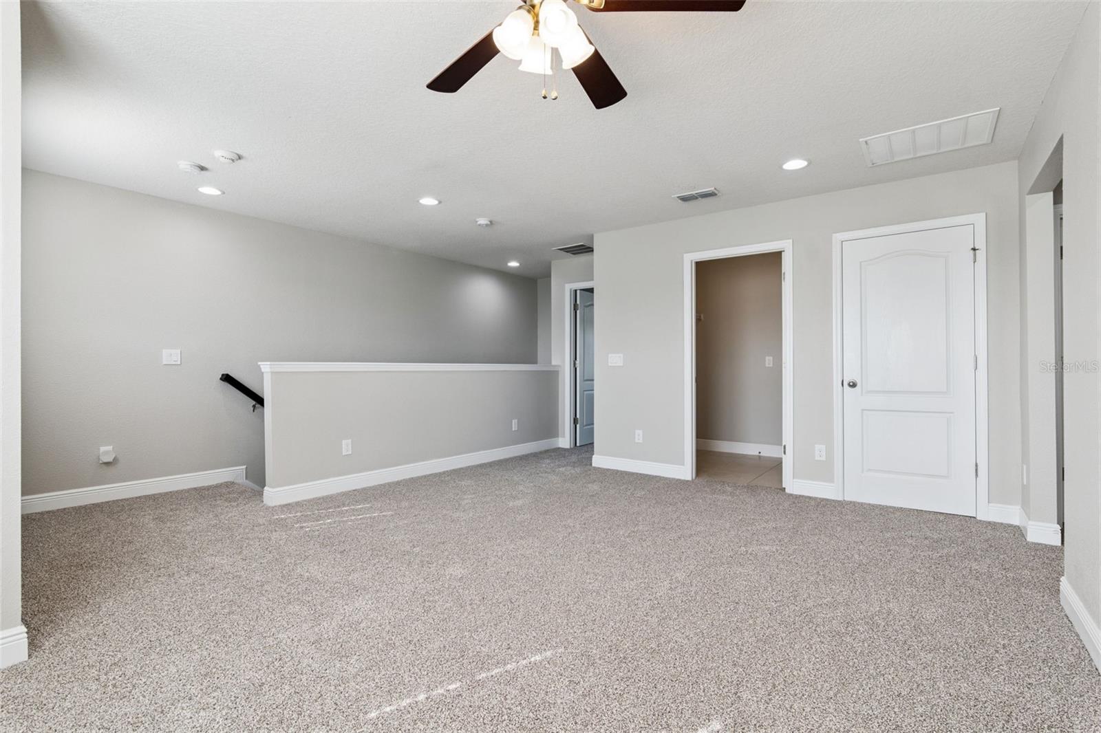 3719 Crawley Down Loop Property Photo 16