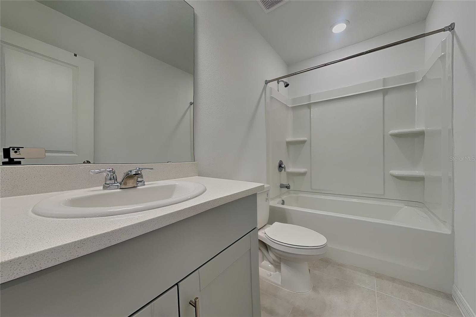 4830 Revolutionary Way Property Photo 11
