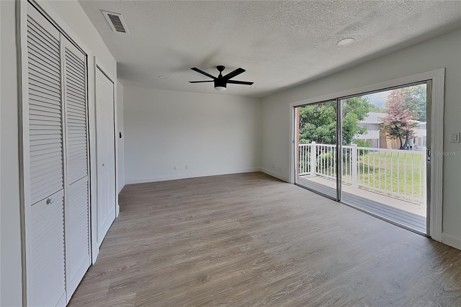7309 Daniel Webster Dr #o4 Property Photo 4