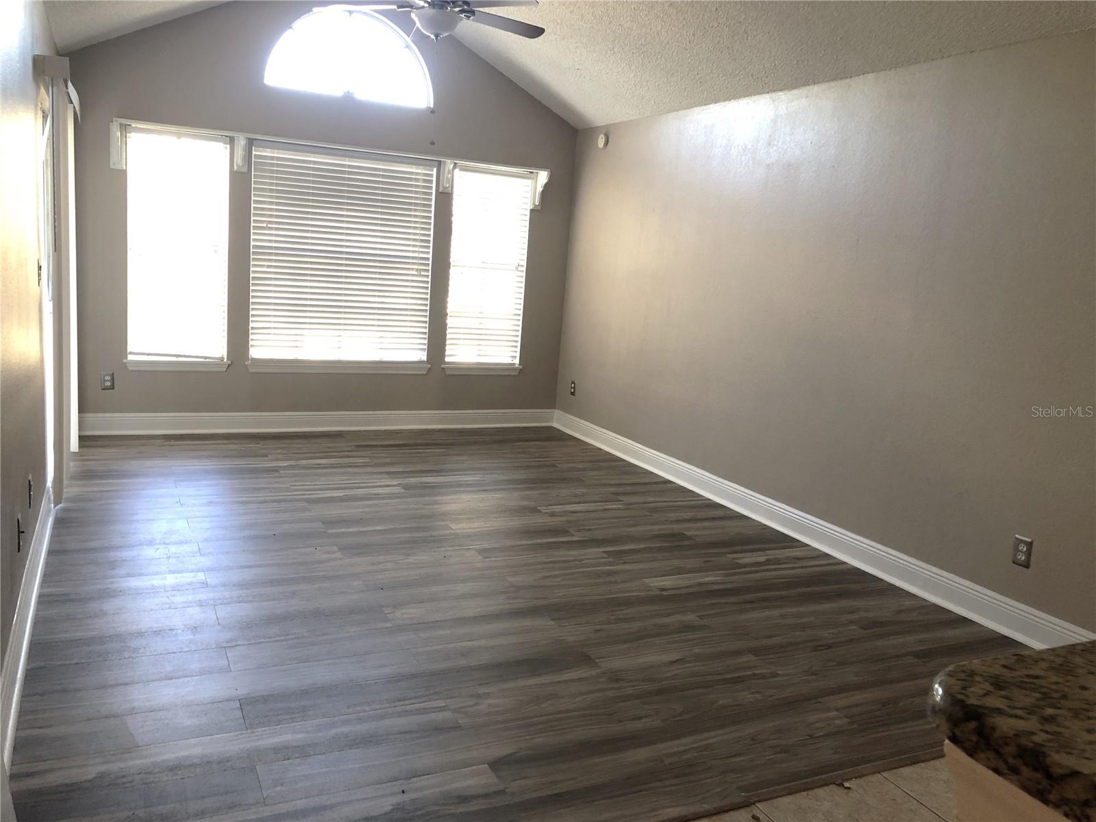 1057 S Hiawassee Rd #1924 Property Photo 7