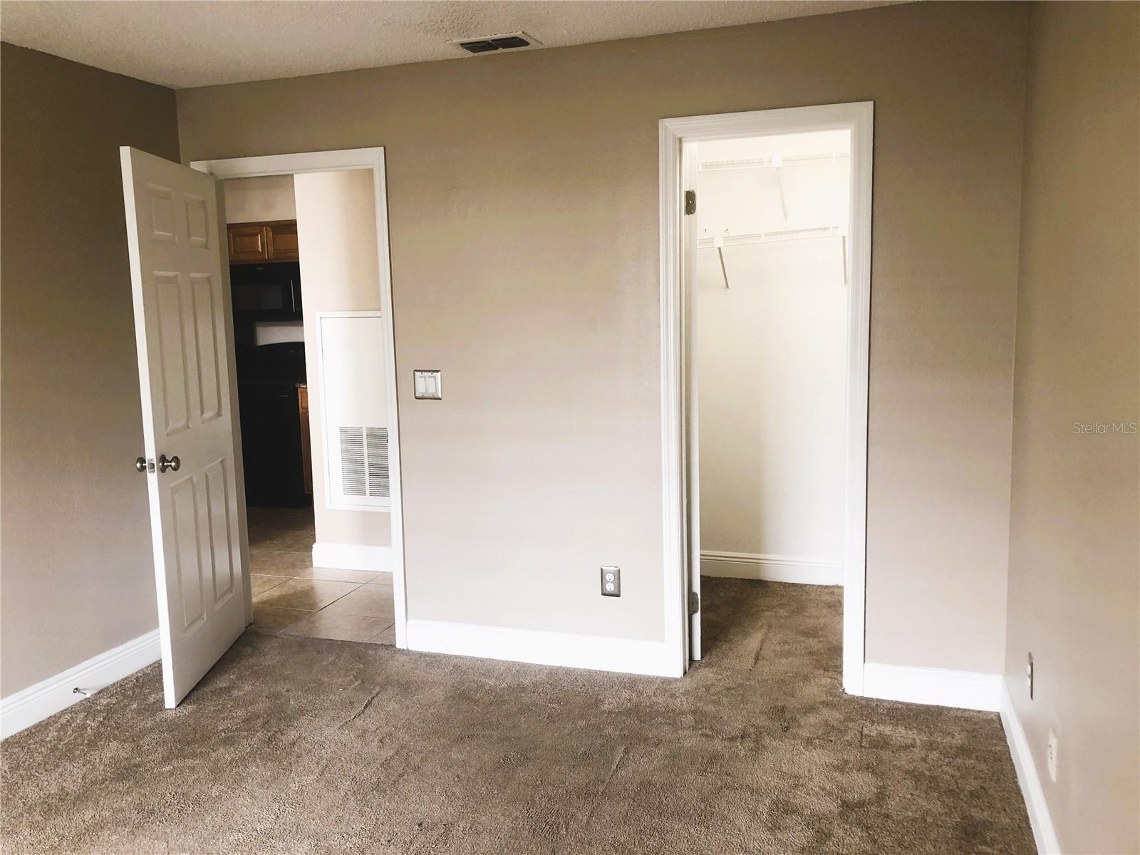 1057 S Hiawassee Rd #1924 Property Photo 12