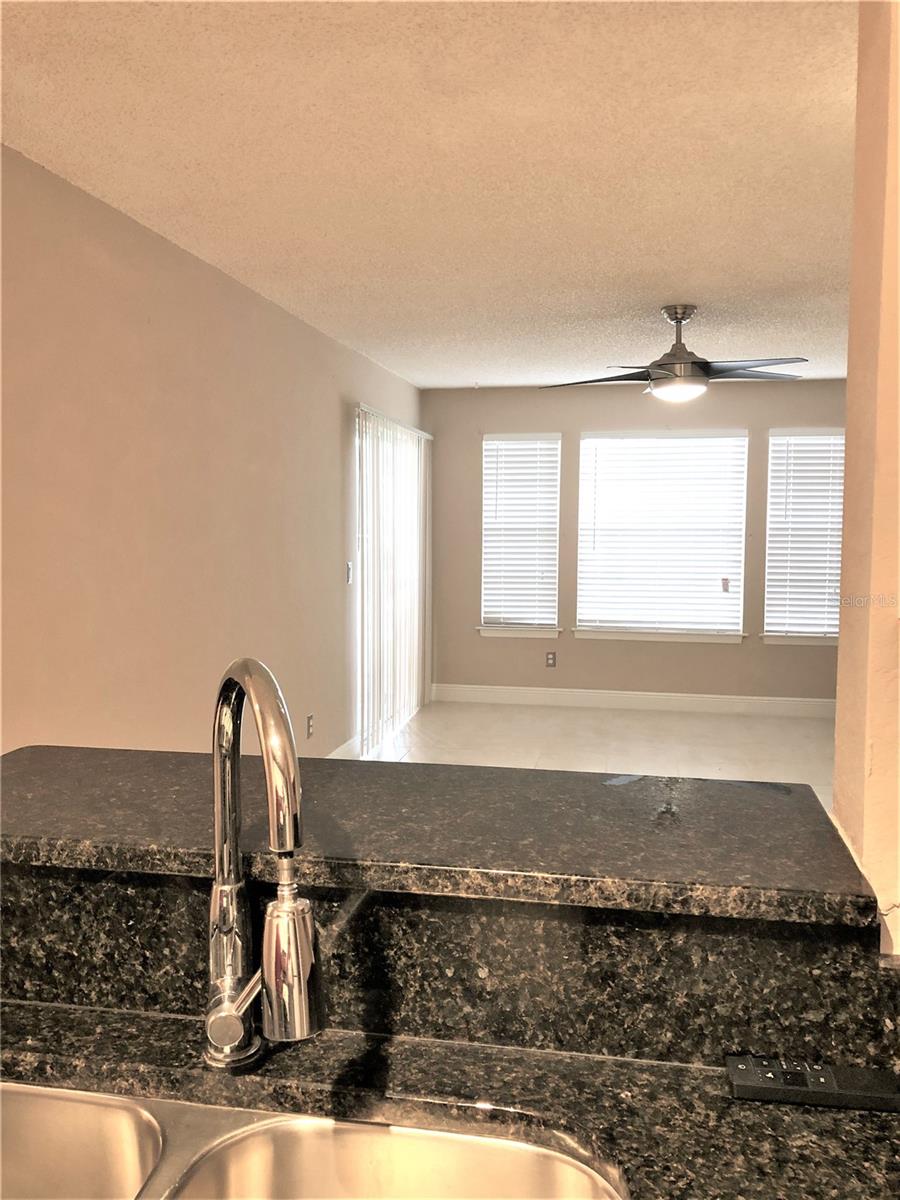 1033 S Hiawassee Rd #2614 Property Photo 4