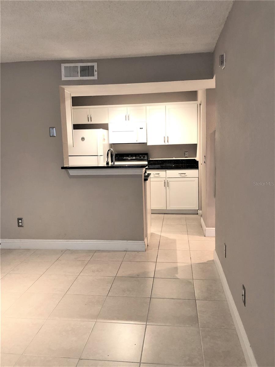 1033 S Hiawassee Rd #2614 Property Photo 5