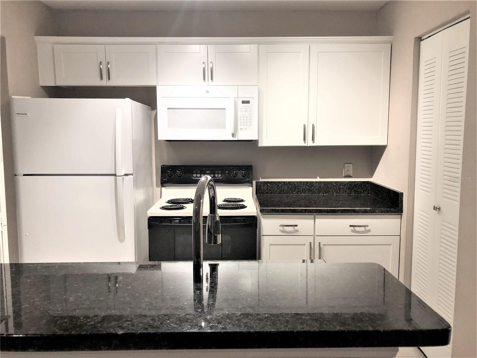 1033 S Hiawassee Rd #2614 Property Photo 10