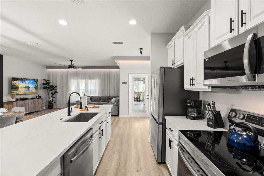 8990 Cuban Palm Rd Property Photo 16