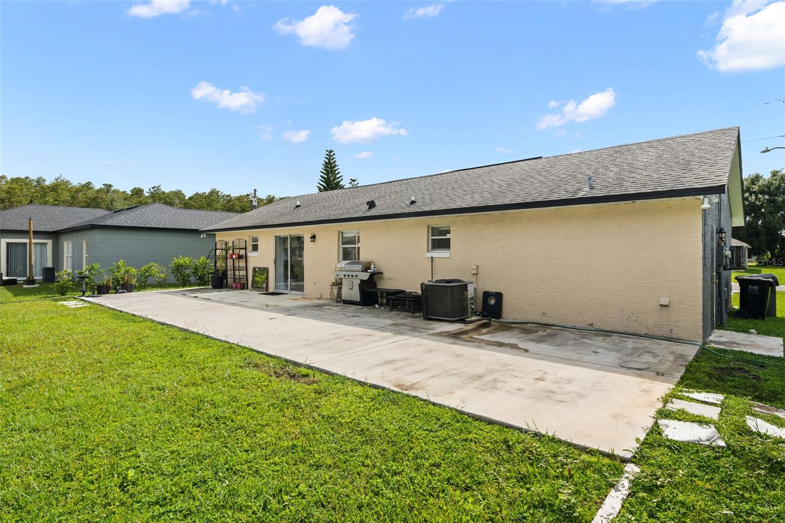 605 Tamarin Ln Property Photo 26