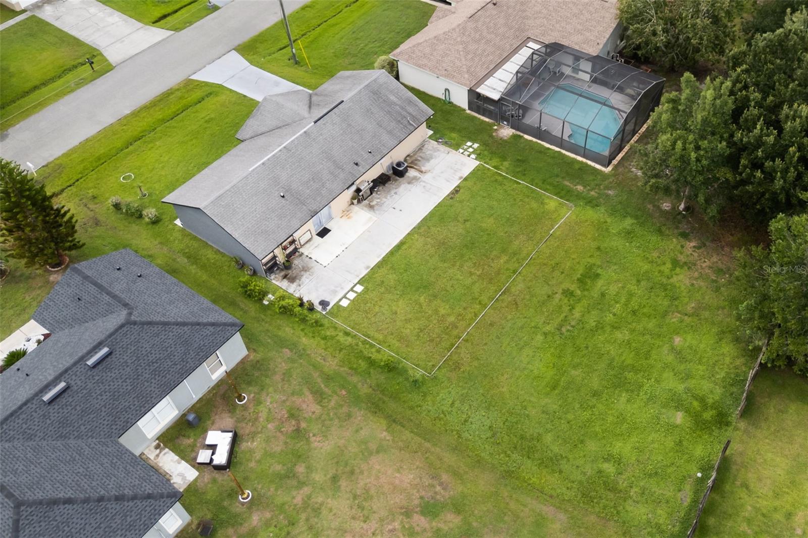 605 Tamarin Ln Property Photo 31