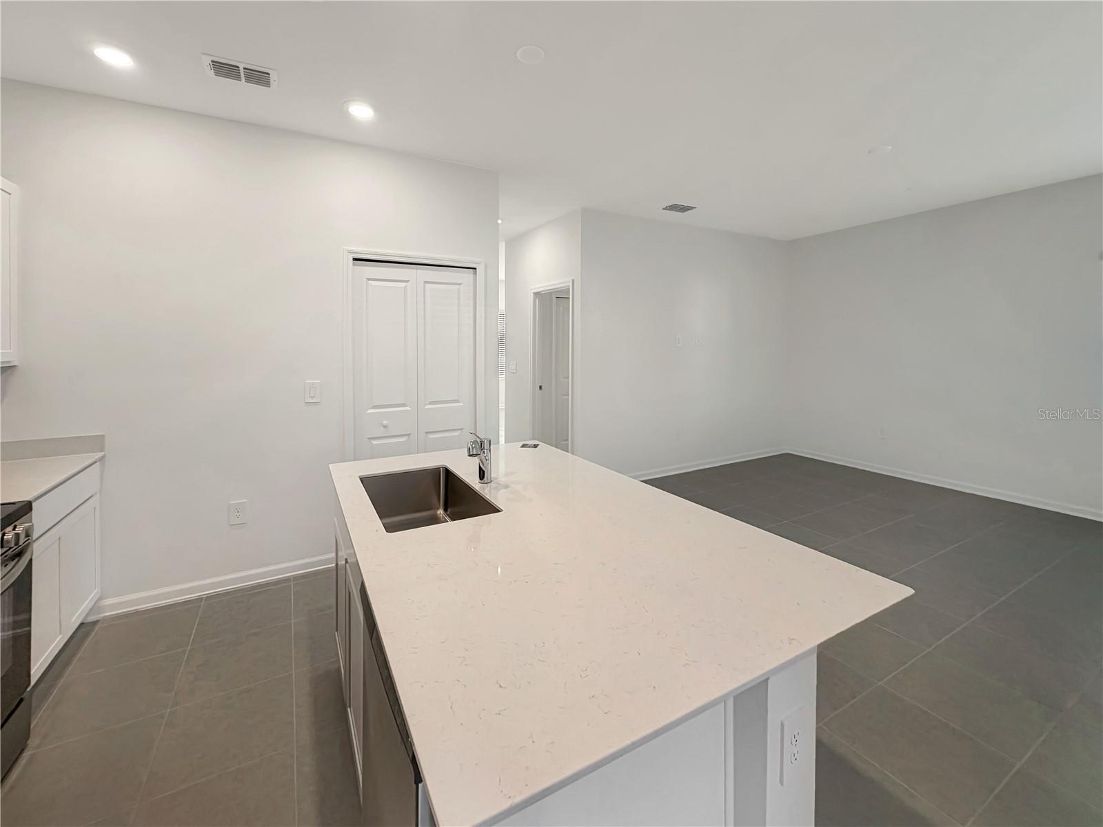 2212 Red Sun St Property Photo 21