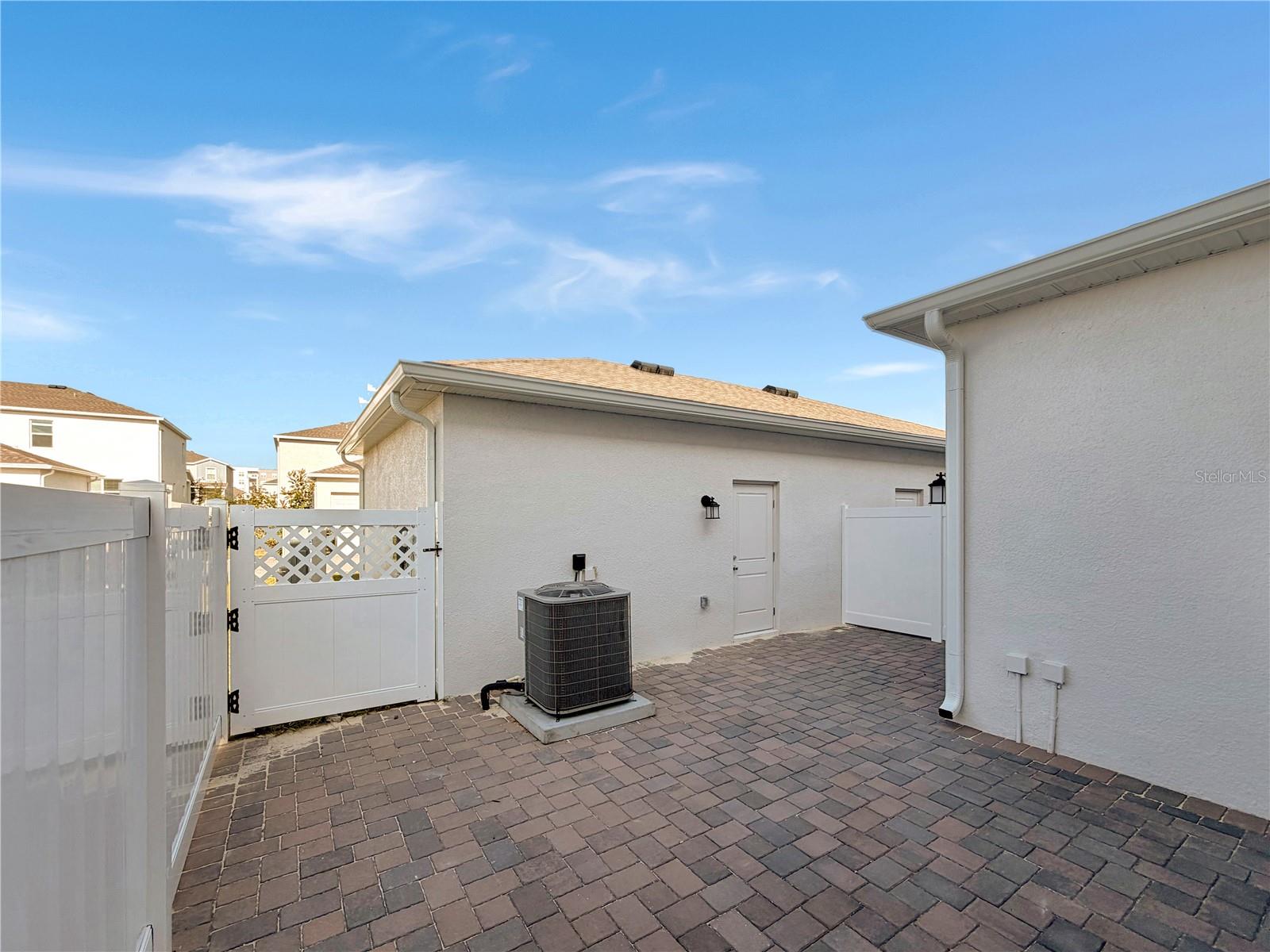 2212 Red Sun St Property Photo 25