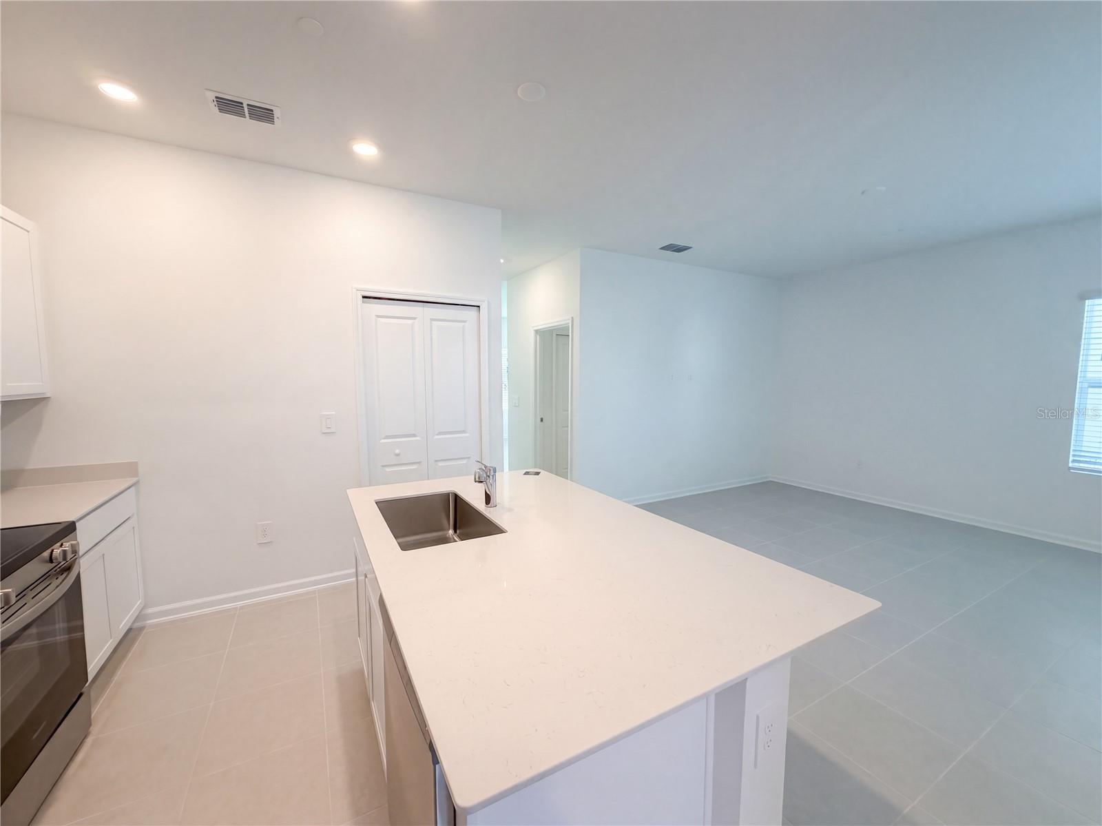 2212 Red Sun St Property Photo 27