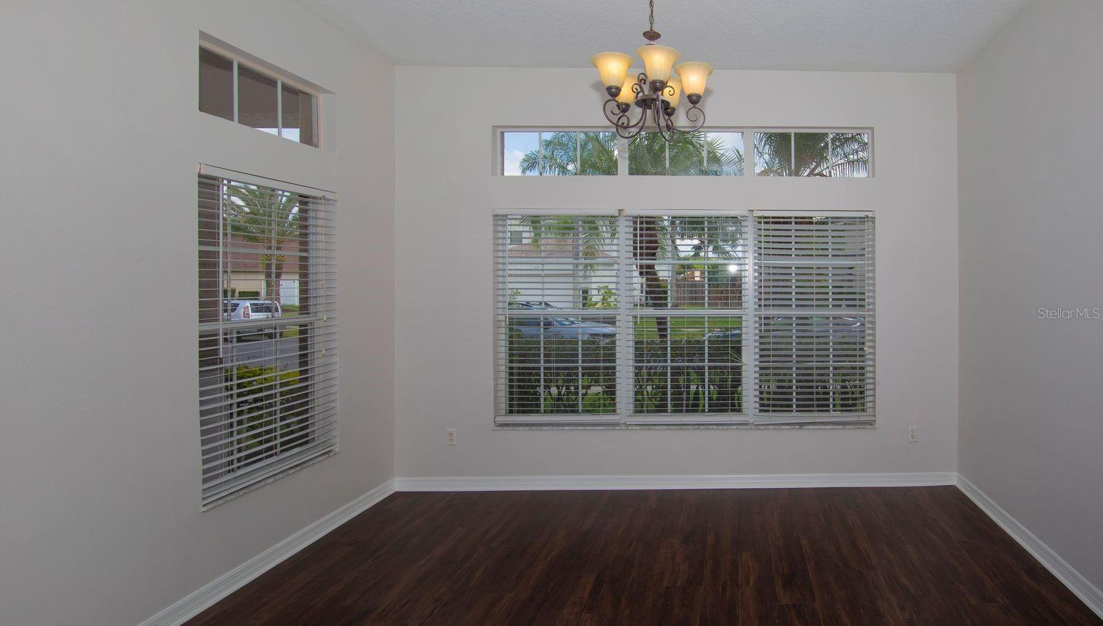 664 Cedar Forest Cir Property Photo 7