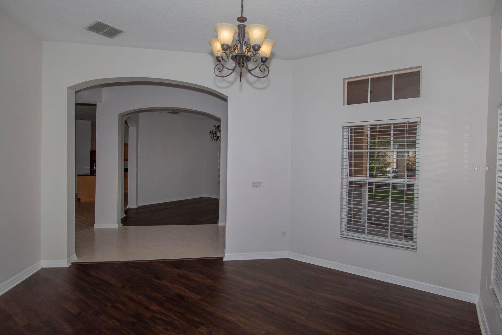 664 Cedar Forest Cir Property Photo 8