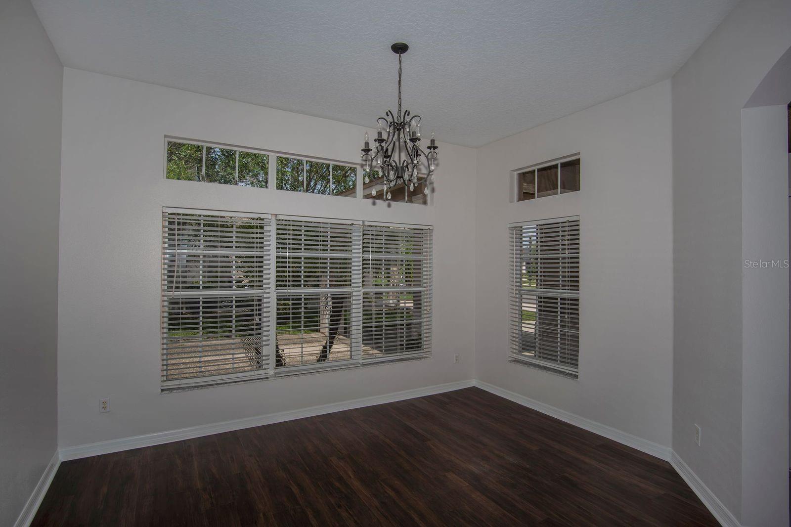 664 Cedar Forest Cir Property Photo 10